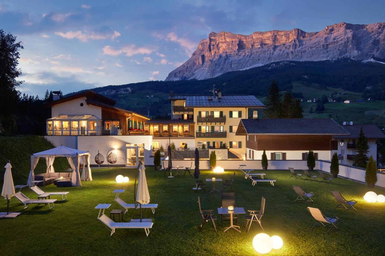 Dolomites Wellness Hotel Savoy La Villa  Esterno foto